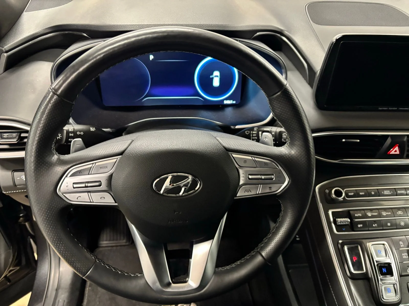 Used 2023 Gray Hyundai Calligraphy image 16