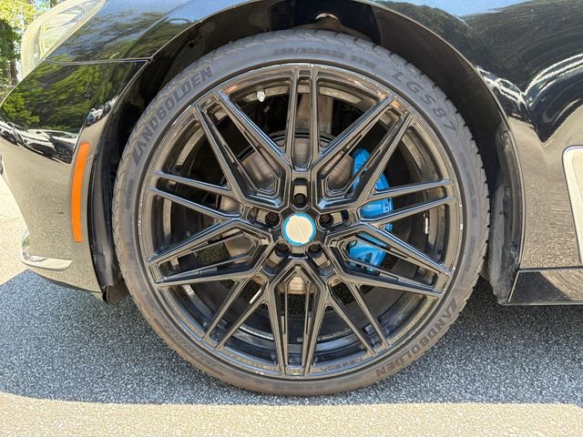 Used 2019 Black BMW 740i image 11