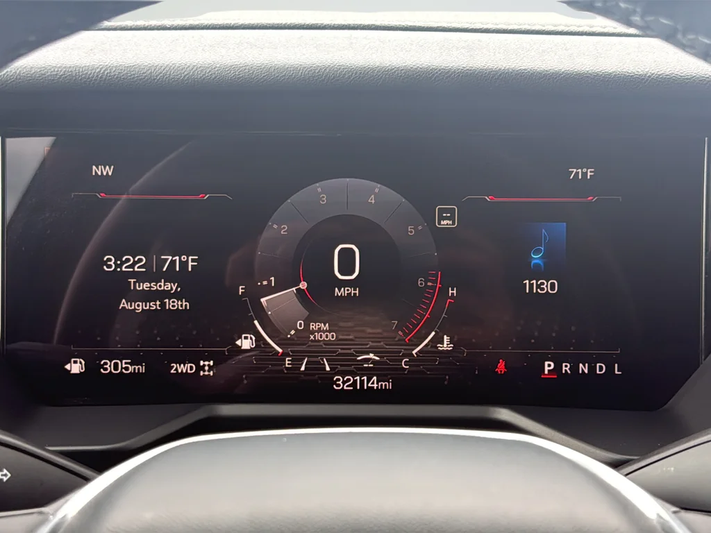 Used 2024 Silver GMC Elevation image 37