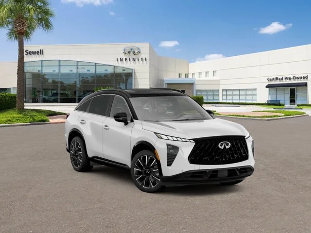 New 2027 2T RAD WHT INFINITI Autograph AWD image 4