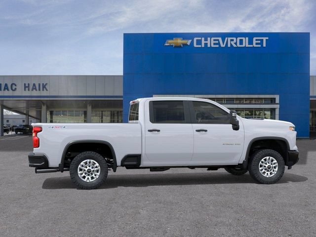 New 2026 Summit White Chevrolet WT image 5