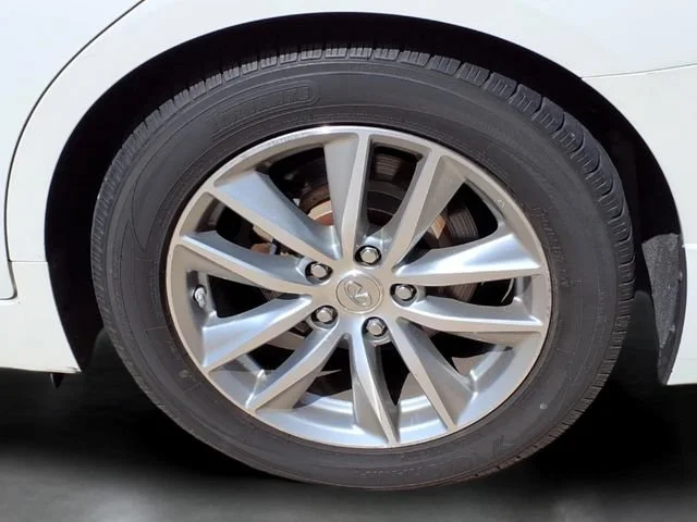 Used 2016  INFINITI 3.0t Premium image 27