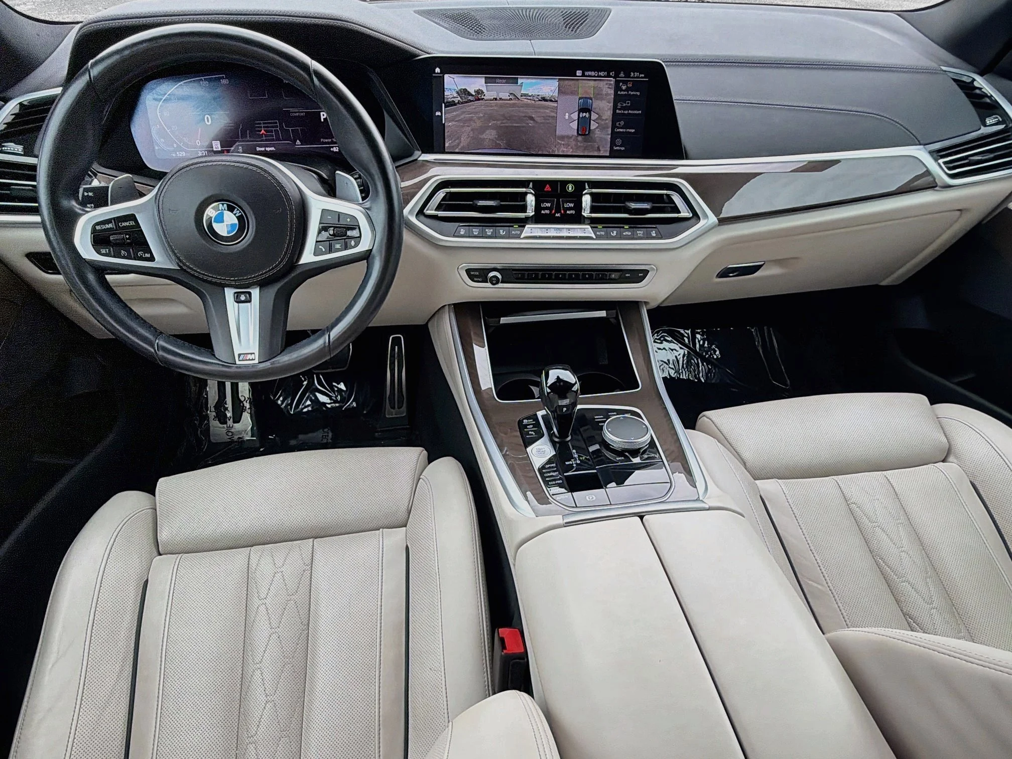 Used 2022 Arctic Grey Metallic BMW sDrive40i image 16