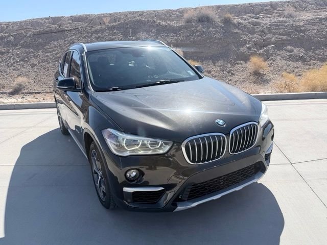 Used 2018 Green BMW xDrive28i image 3