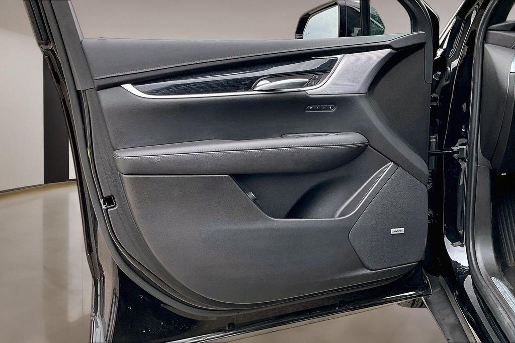 Used 2025 Black Cadillac Premium Luxury image 18