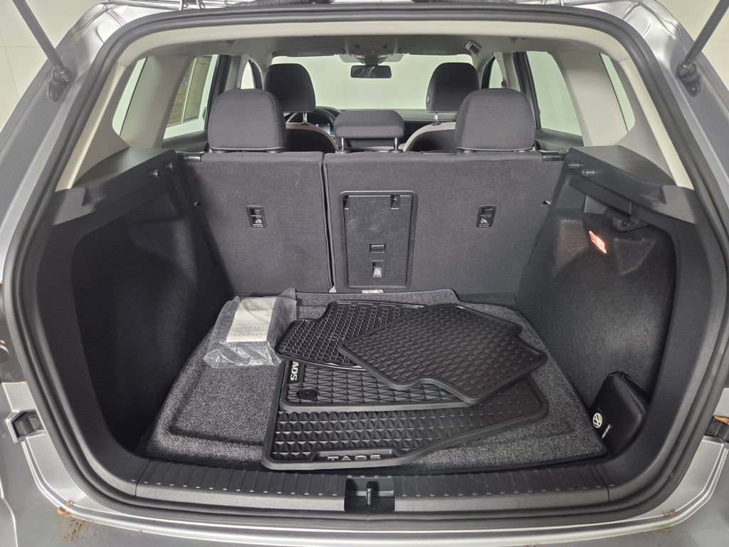 2022 Volkswagen Taos S - Photo 25