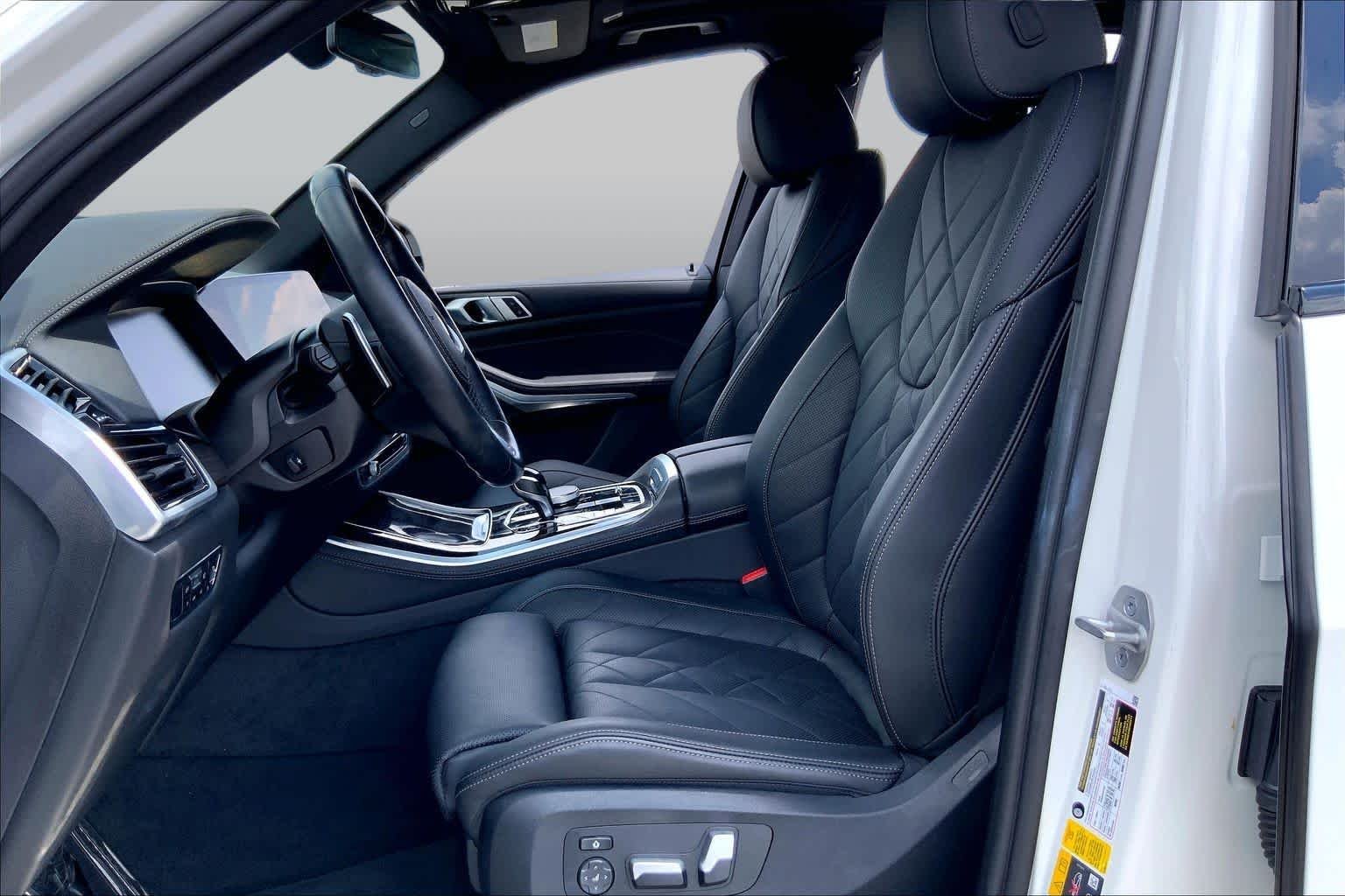 Used 2023 Alpine White BMW xDrive45e image 8