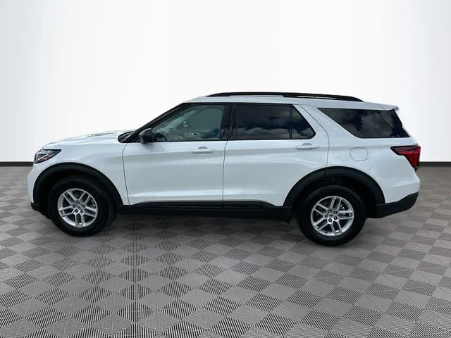 New 2026 White Metallic Ford Active image 3