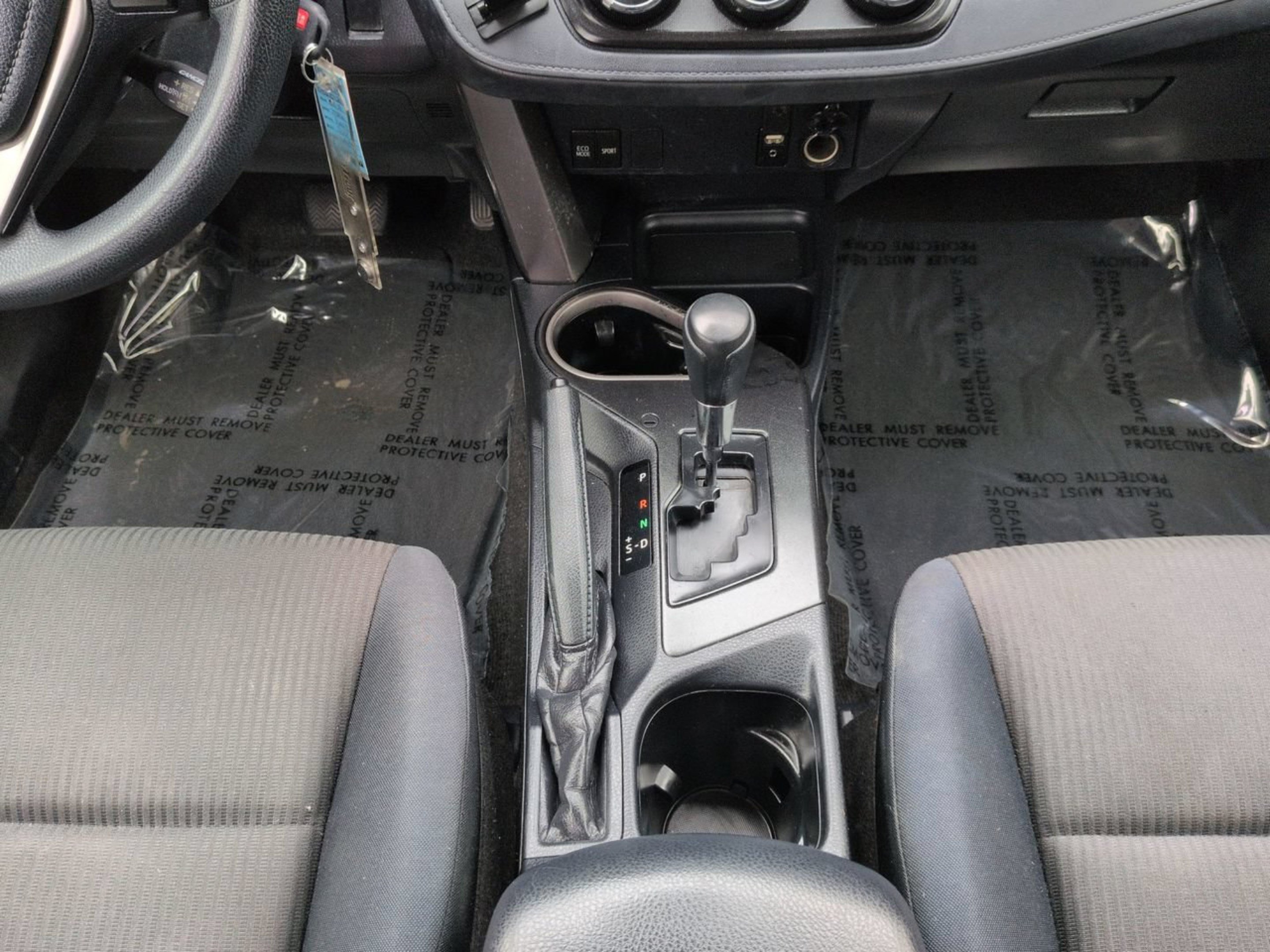 Used 2017 Super White Toyota LE image 22