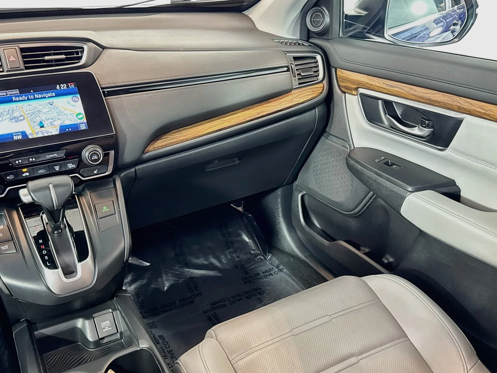 Used 2018 Obsidian Blue Pearl Honda Touring image 22