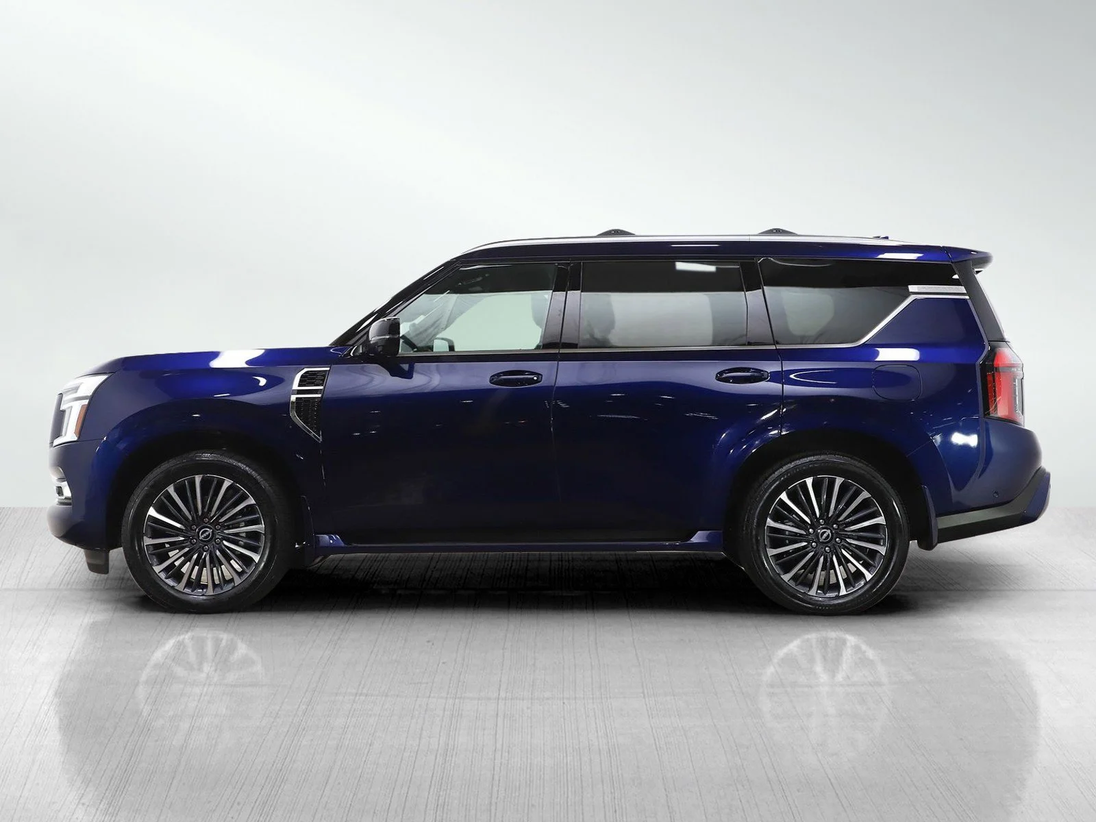 Used 2025 Nissan Armada Platinum Reserve with VIN JN8AY3CC2S9200319 for sale in Wayzata, Minnesota