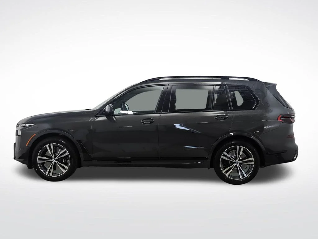 Used 2026 BMW X7 40i with VIN 5UX23EM02T9040540 for sale in Minneapolis, Minnesota