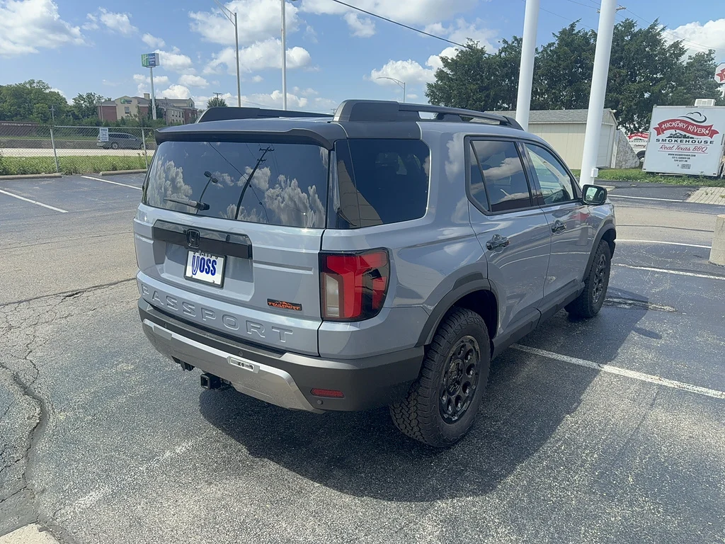 New 2026 Sonic Gray Pearl Honda TrailSport Elite Blackout image 5