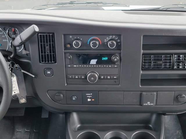 2026 Chevrolet Express Cargo Work Van - Photo 18
