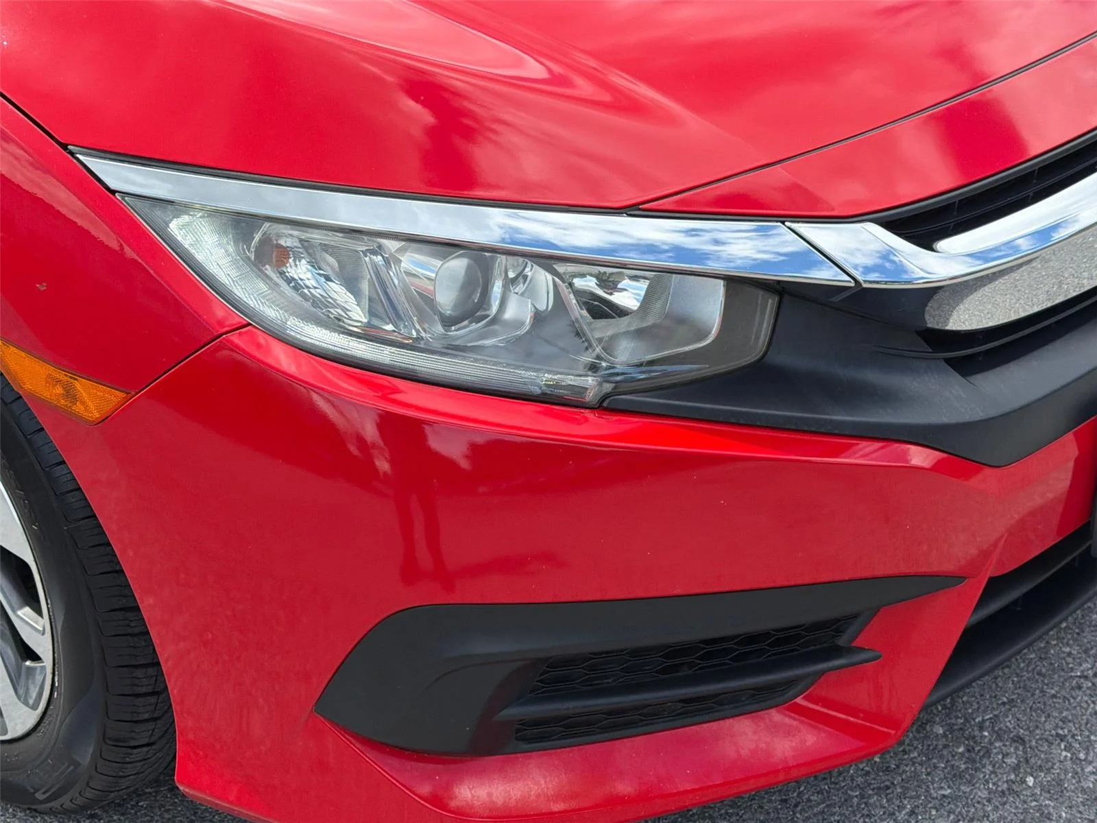 Used 2016 Rallye Red Honda EX image 29