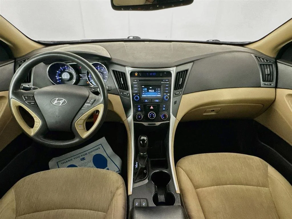 Used 2014 Blue Hyundai GLS image 24