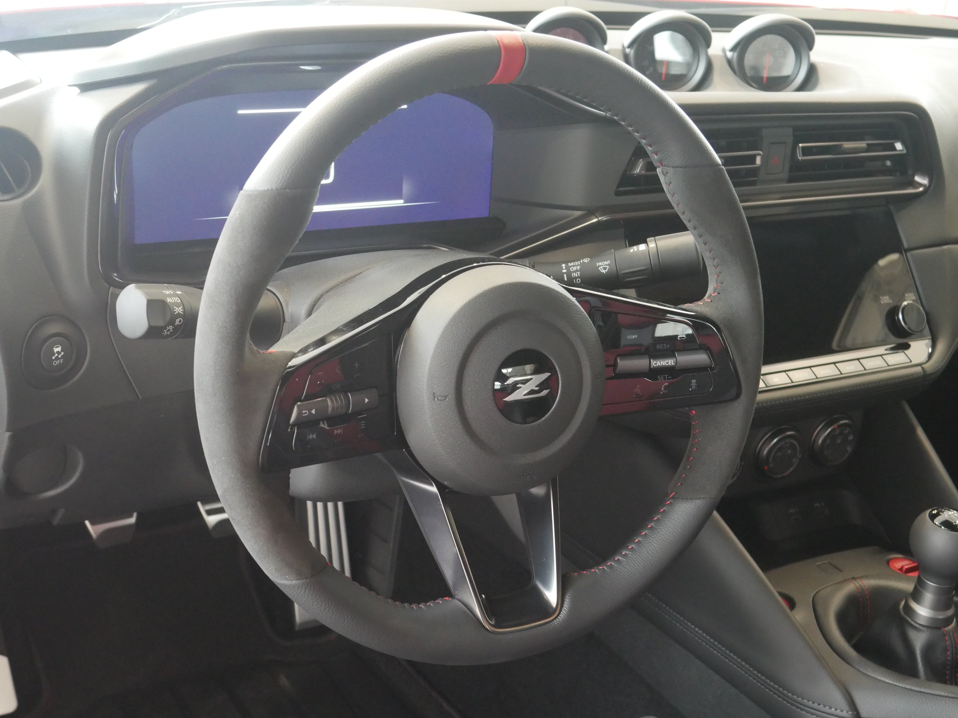 New 2027 Solid Red / Super Black Two-tone Nissan NISMO® image 10