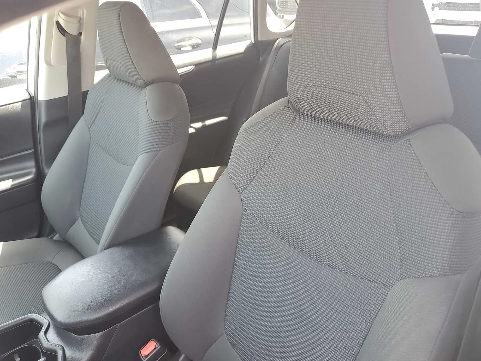 Used 2025 White Toyota Hybrid LE image 24