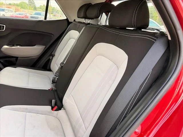 Used 2024 Red Hyundai SEL image 12