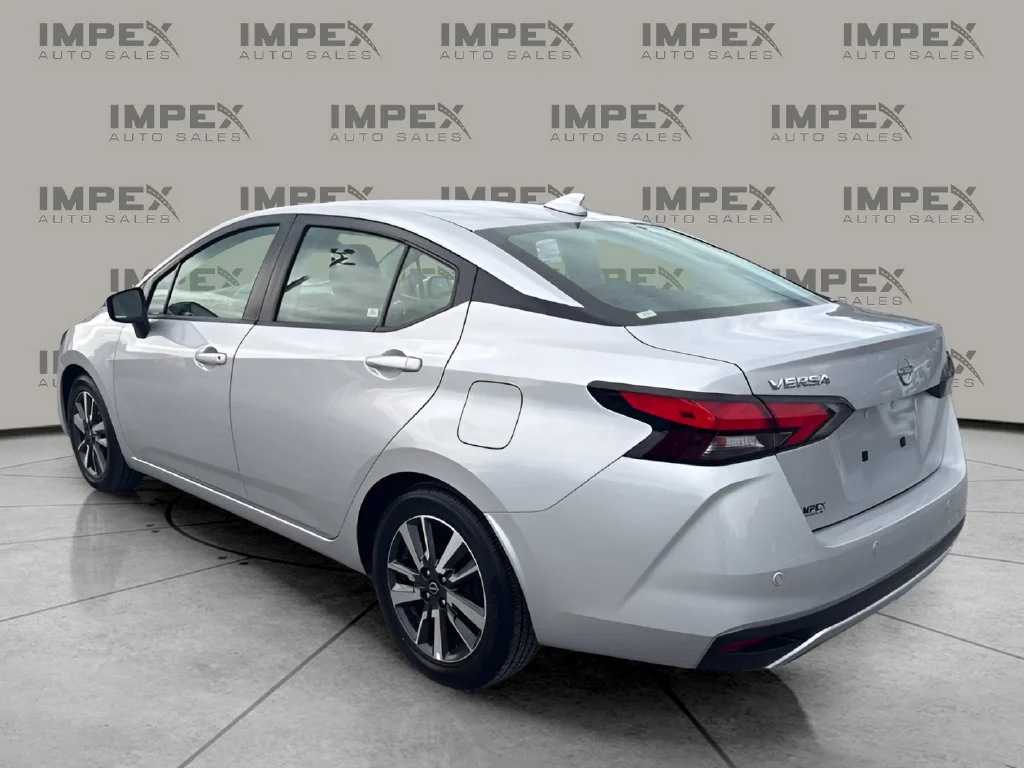Used 2025 Silver Nissan 1.6 SV image 3