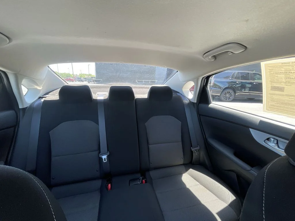 Used 2024 Blue Kia LXS image 12