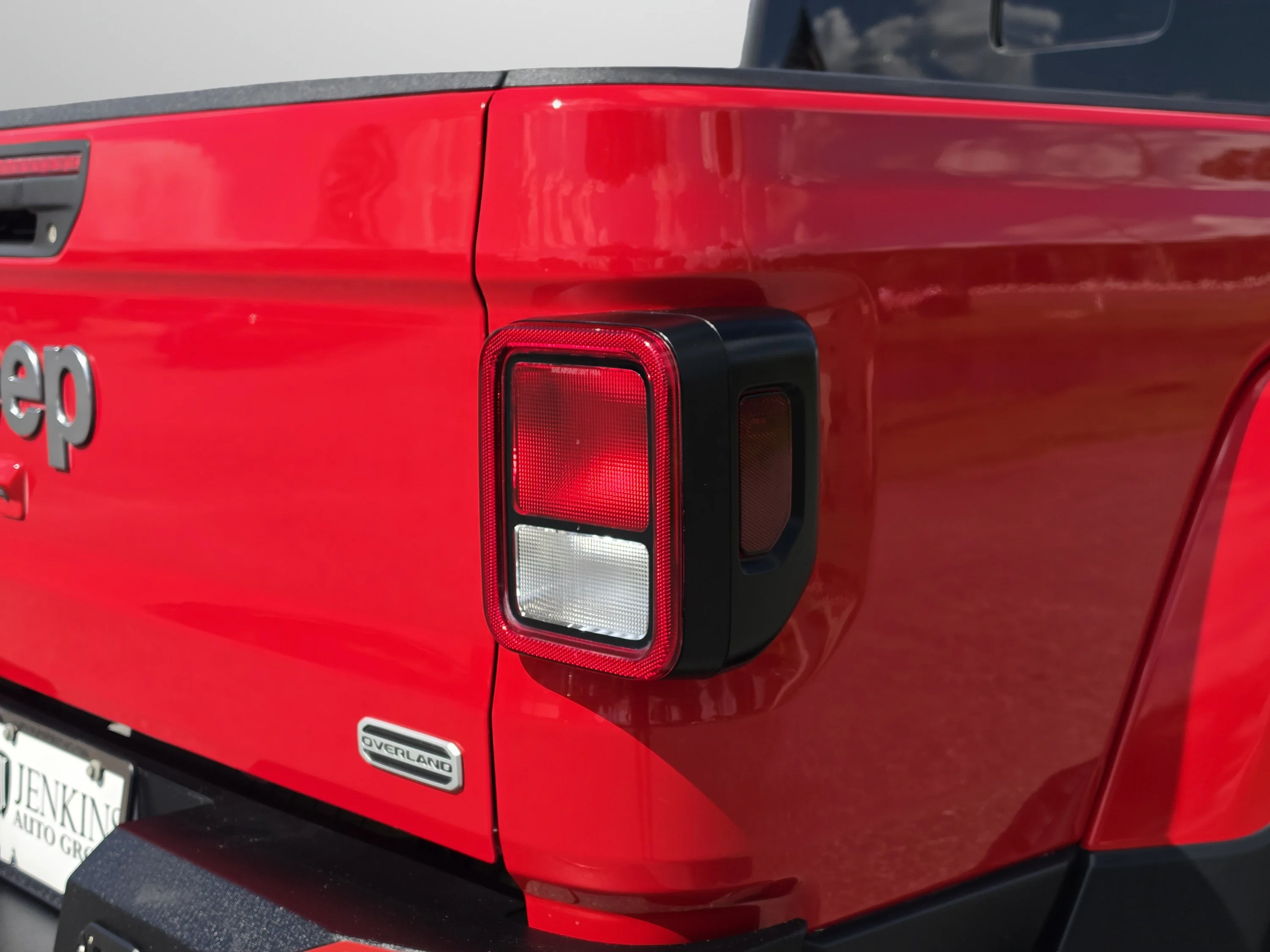 Used 2023 Firecracker Red Clearcoat Jeep Overland image 14