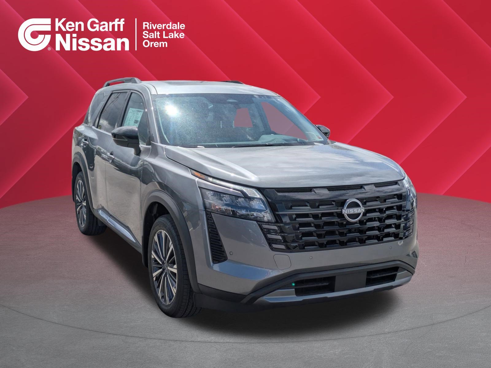 2026 Nissan Pathfinder Platinum 4WD's photo