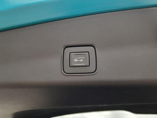 Used 2025 Marina Blue Metallic Chevrolet RS image 49