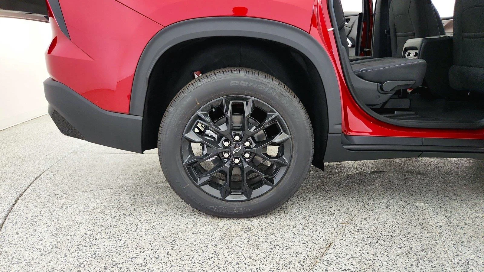 2026 Chevrolet Traverse LT - Photo 34