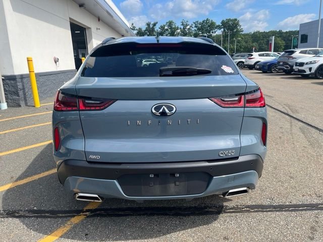 Used 2025 Gray INFINITI LUXE image 4