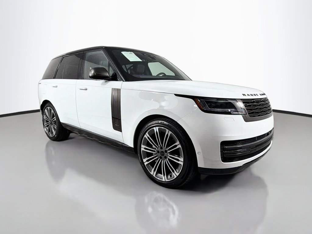 New 2026 Fuji White Land Rover SE image 33