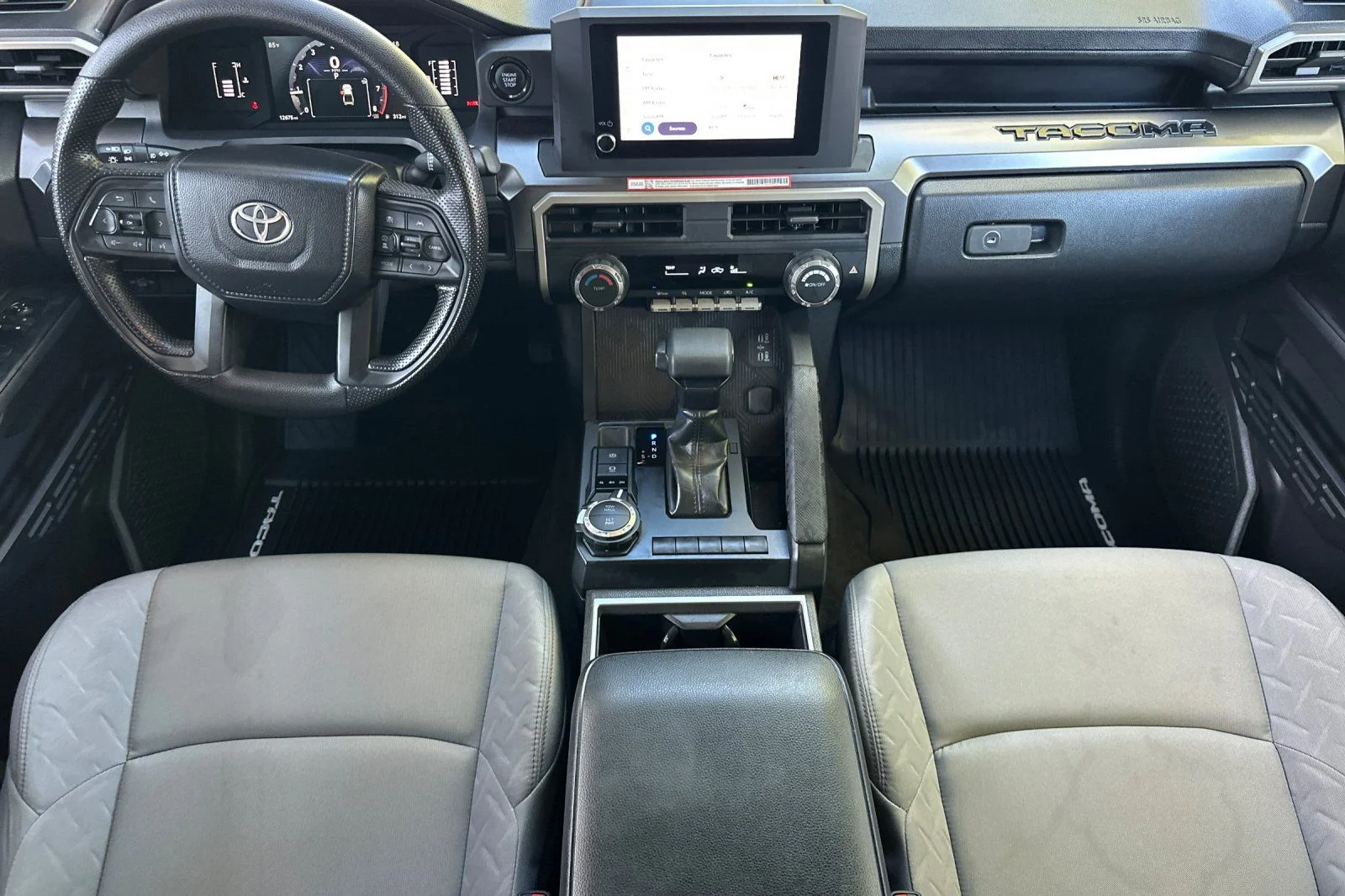 2025 Toyota Tacoma SR5 - Photo 6