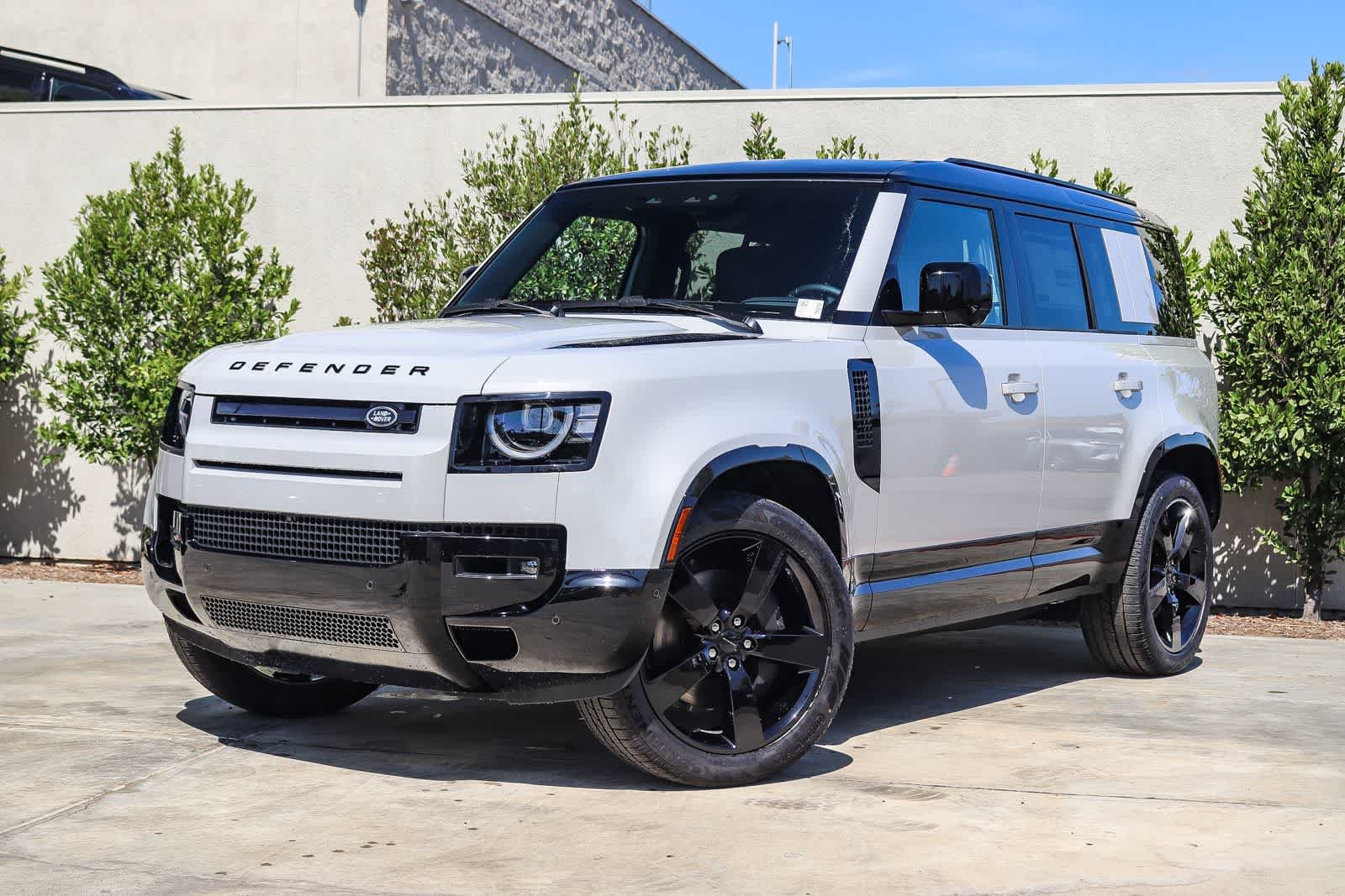 2026 Land Rover Defender 110 X-Dynamic SE