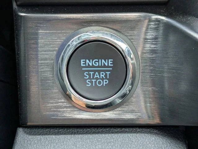 New 2026 Glacier Gray Metallic Tri-Coat Ford Lariat image 67
