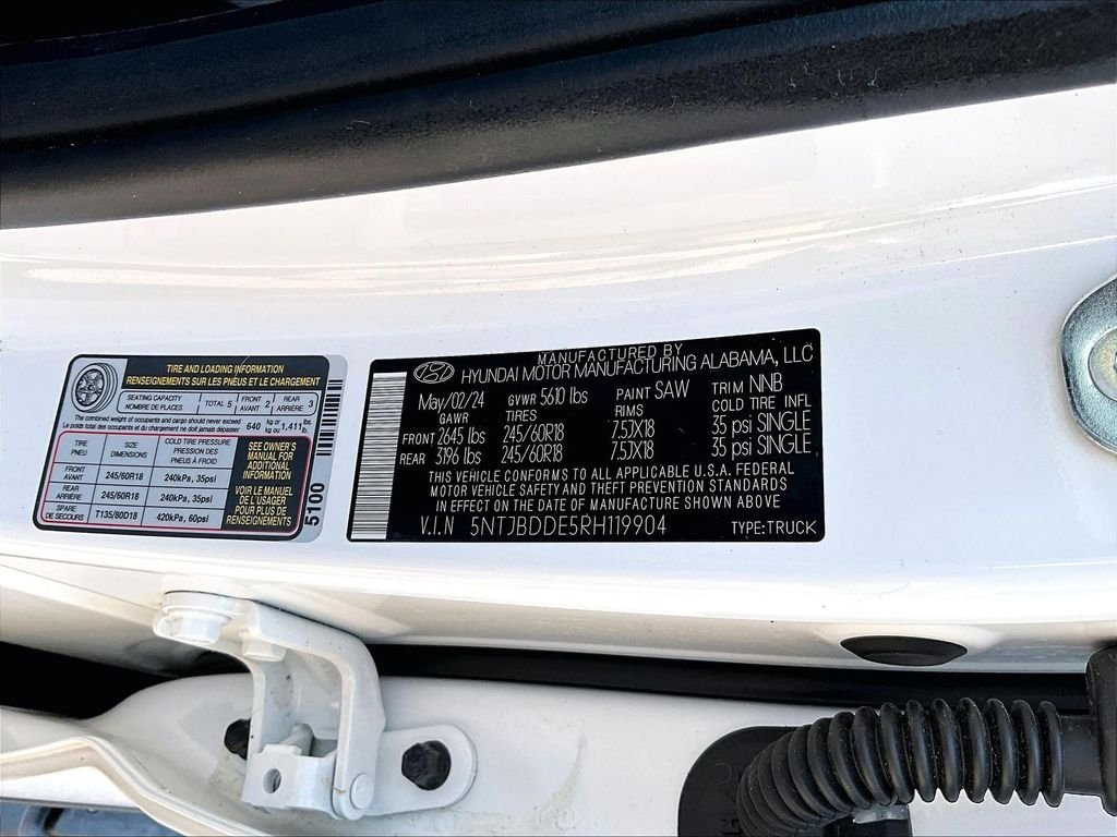 Used 2024 White Hyundai SEL image 35