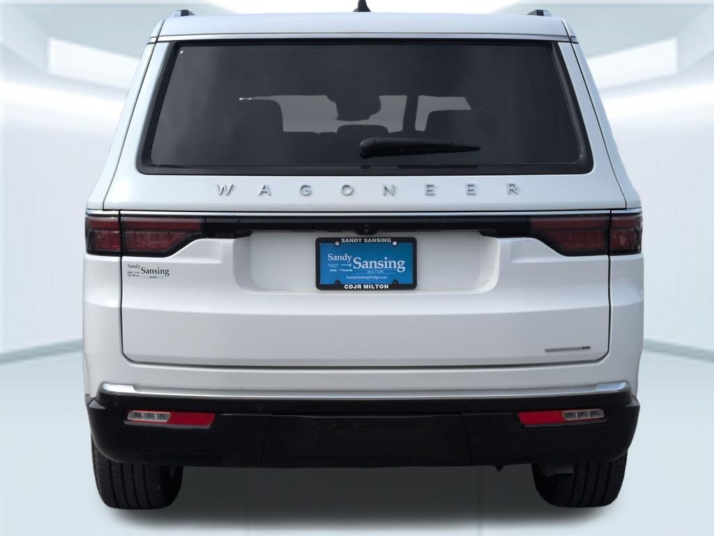 Used 2024 White Jeep Series III image 4