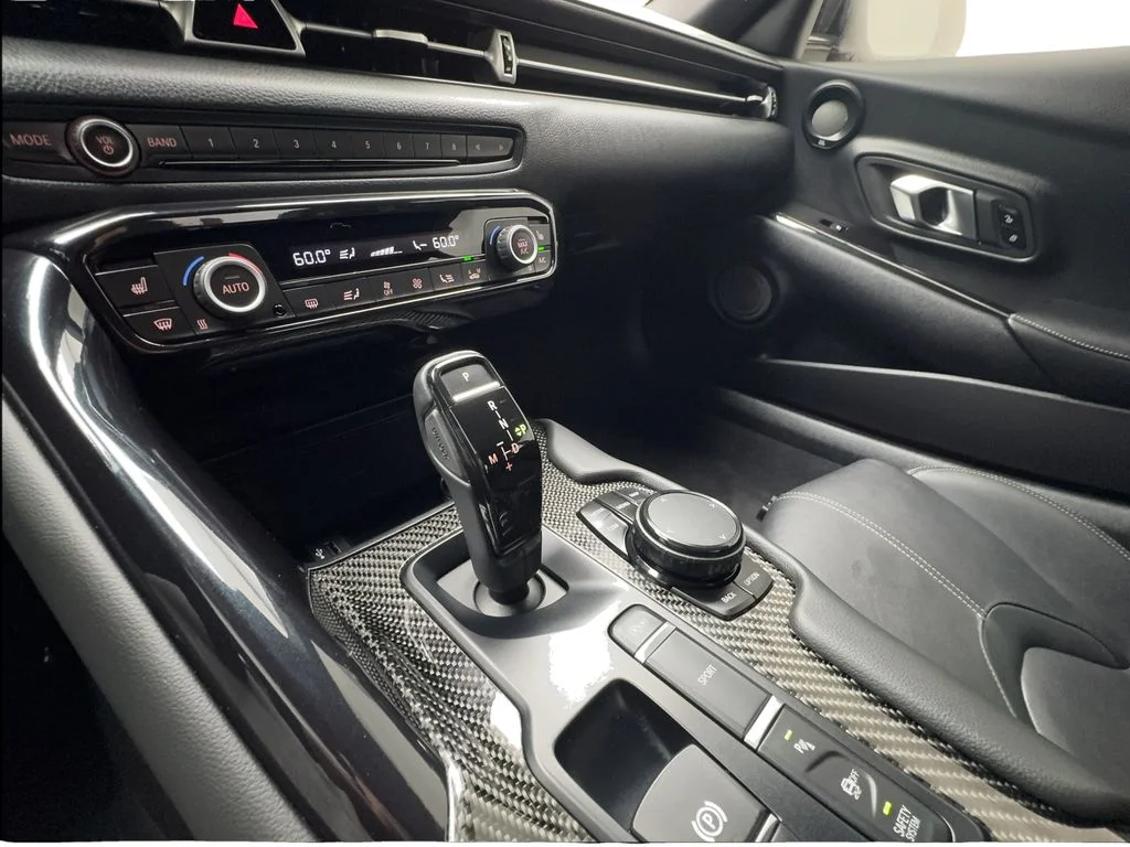 Used 2022 Red Toyota 3.0 image 35