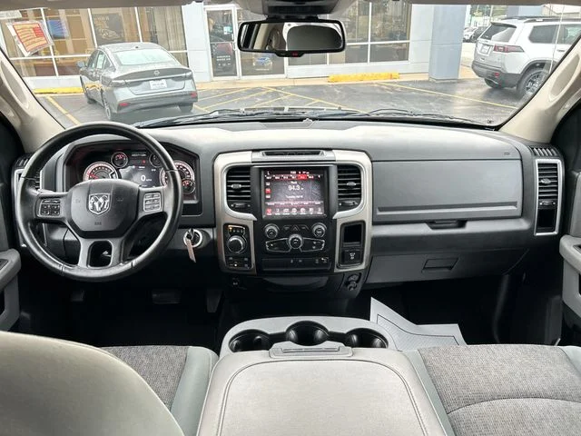 Used 2015 Black Ram Big Horn image 24