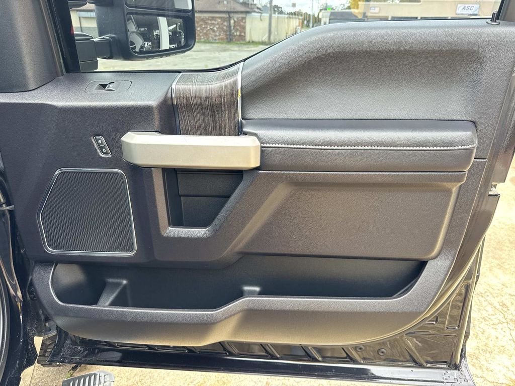 Used 2021 Black Ford Lariat image 25