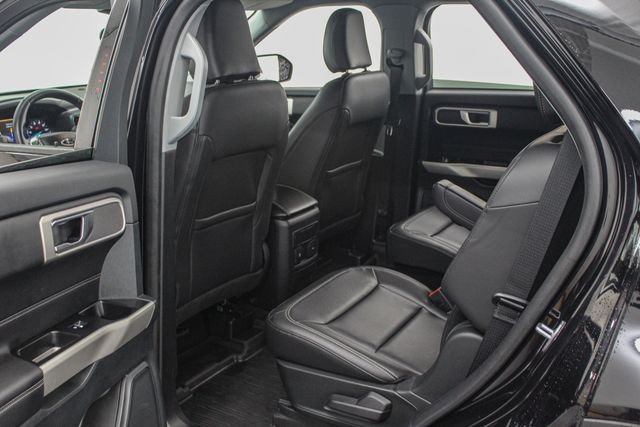 Certified Used 2023 Agate Black Metallic Ford XLT image 19