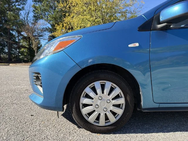Used 2024  Mitsubishi  image 10