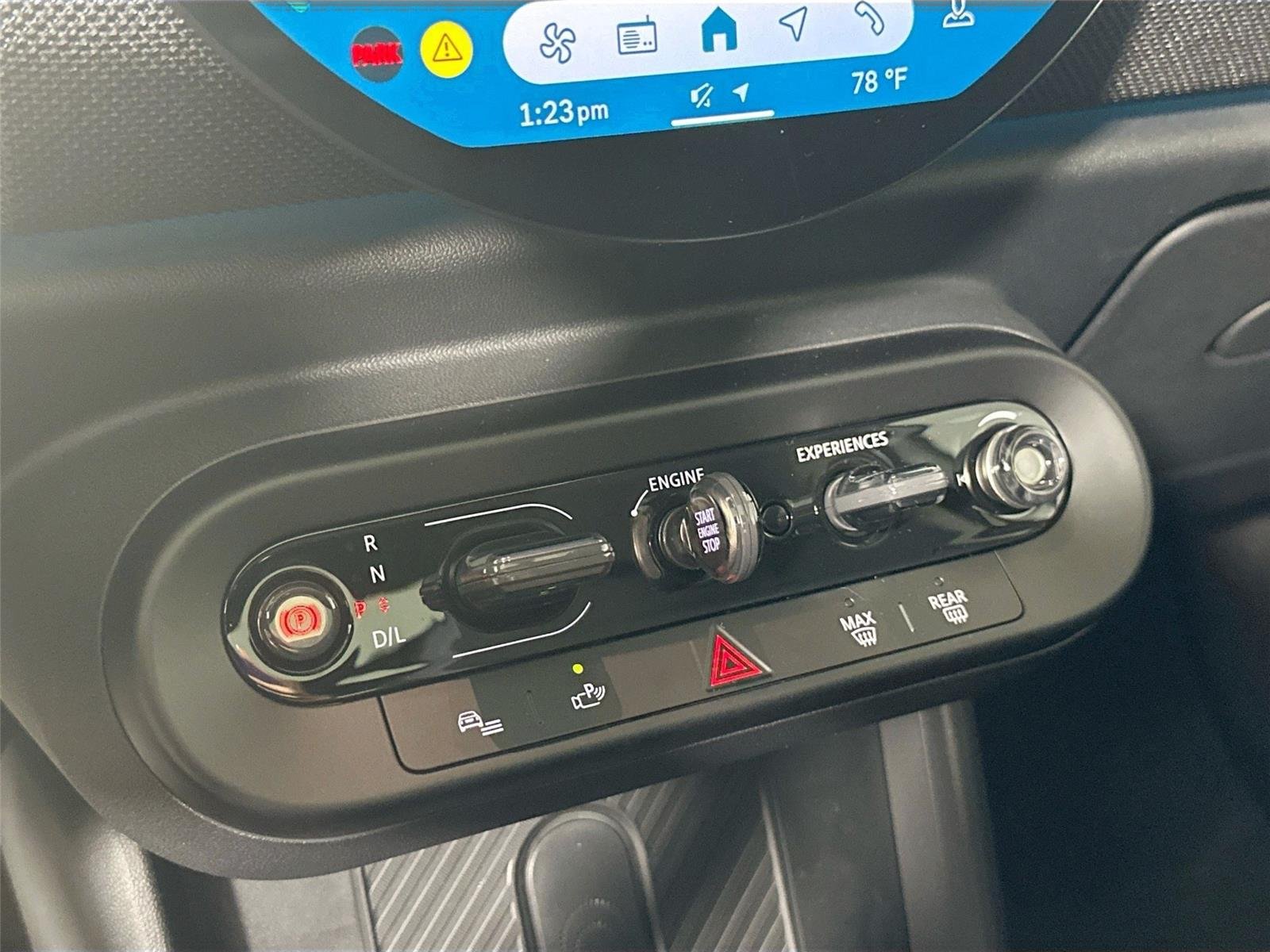2025 MINI Hardtop 4 Door S - Photo 13
