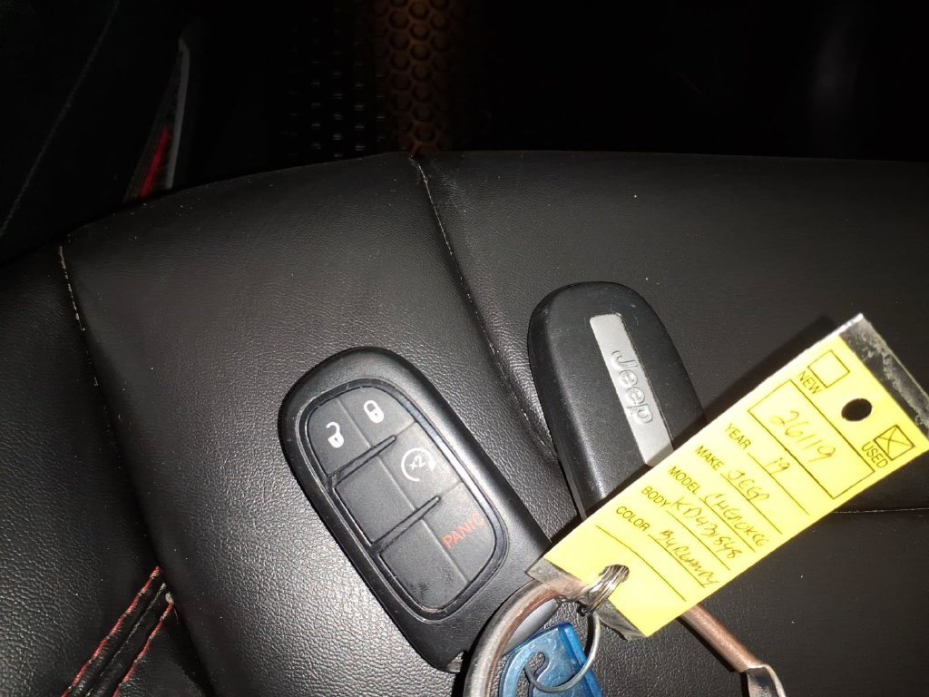 Used 2019 Red Jeep Trailhawk image 23