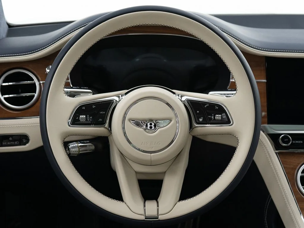 New 2026 Sequin Blue - by Mulliner Bentley Azure image 26