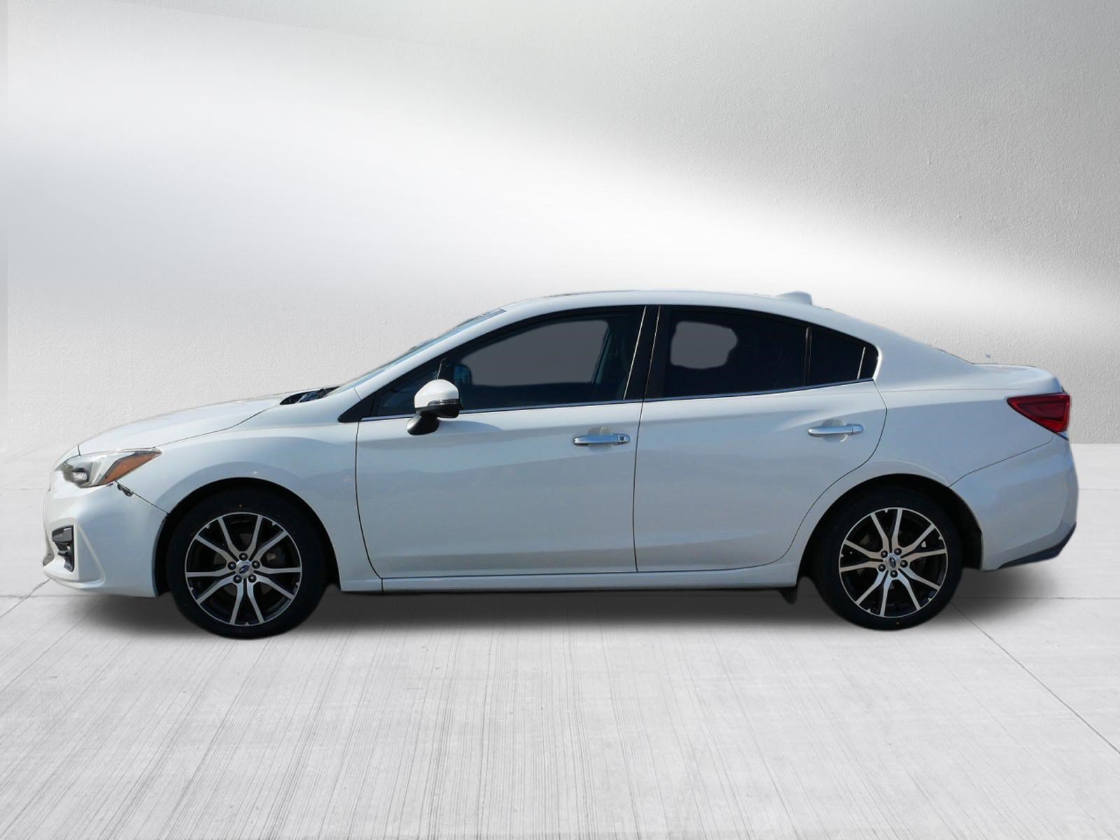 Used 2018 Crystal White Pearl Subaru Limited image 4