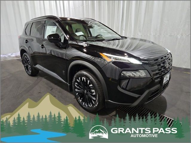2026 Nissan Rogue Dark Armor AWD's photo