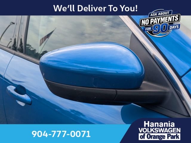 Used 2020 Blue Ford SE image 10