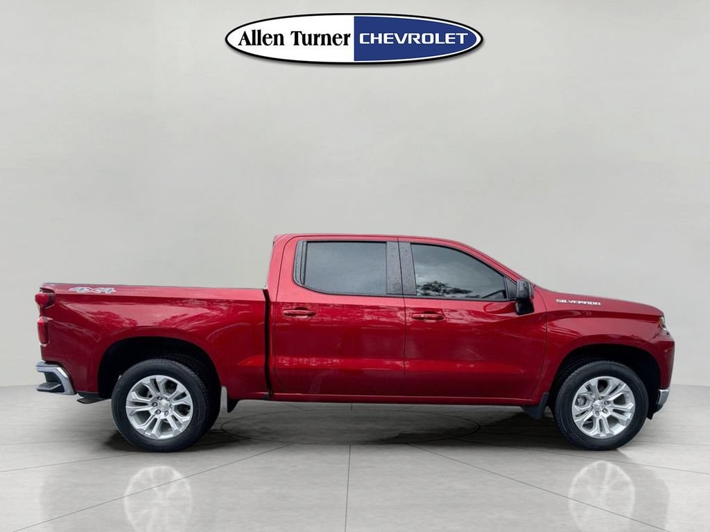Used 2021 CHERRY RED TINTCOAT Chevrolet LT image 3