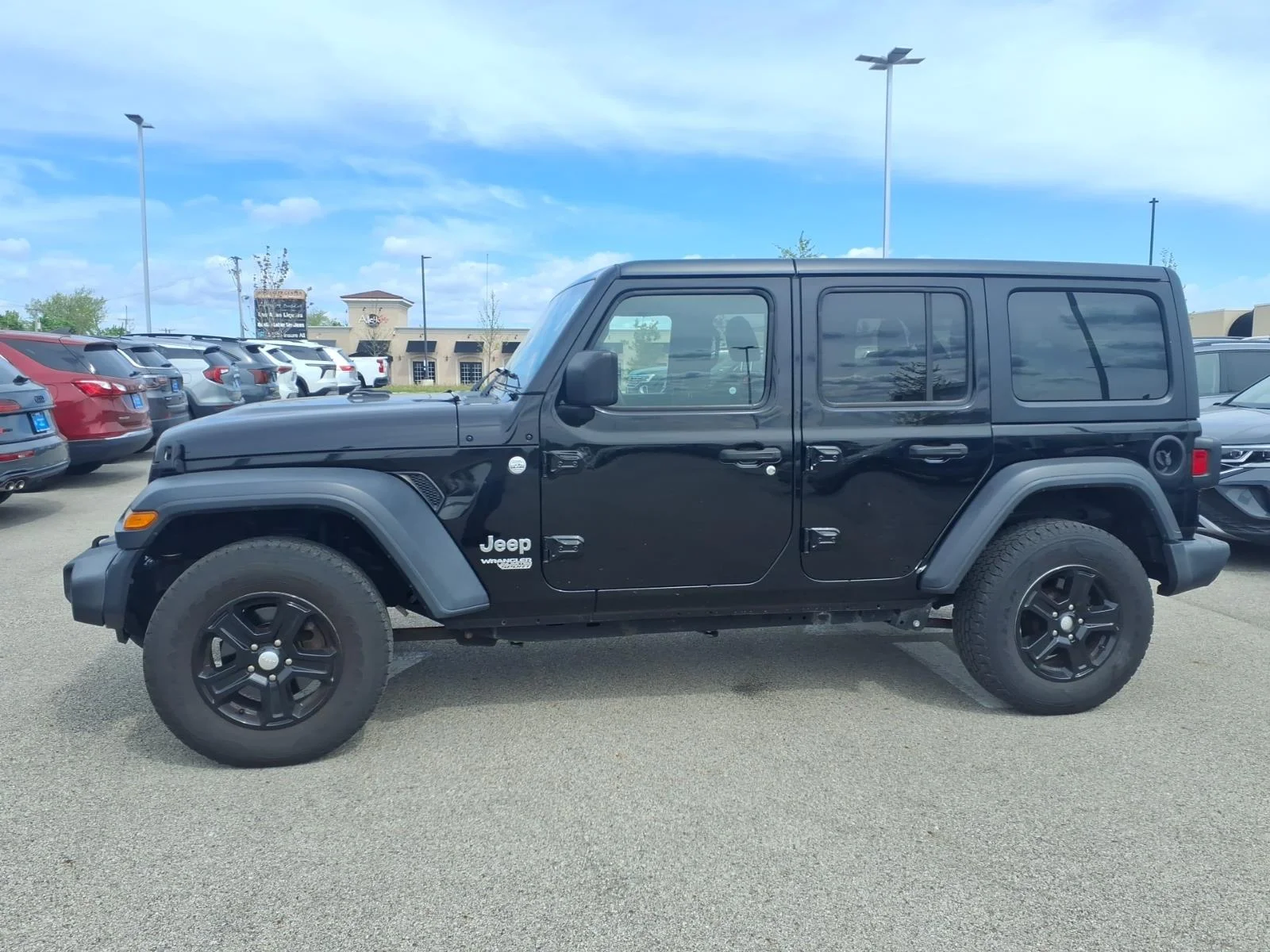 Used 2018 Black Jeep SPORT S 4X4 image 4