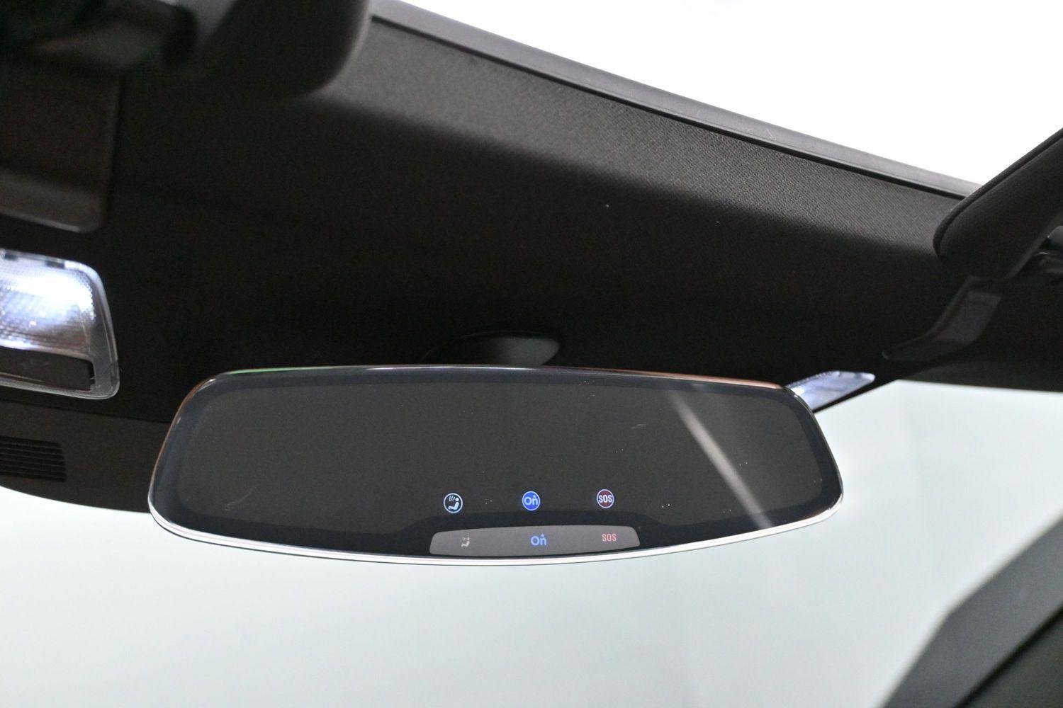 Used 2019 BLACK Chevrolet Grand Sport 2LT image 27